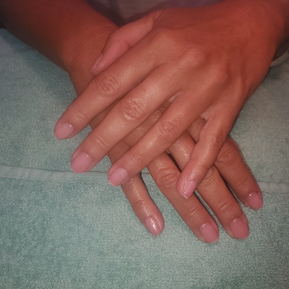 Nails By The B Logo