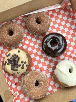 Fred's Coffee & Donuts by null