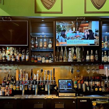 Morrison - Burbank - The bar - Gastropubs Near Me - Burbank, California Morrison - Burbank - The bar - Gastropubs Near Me - Burbank, California