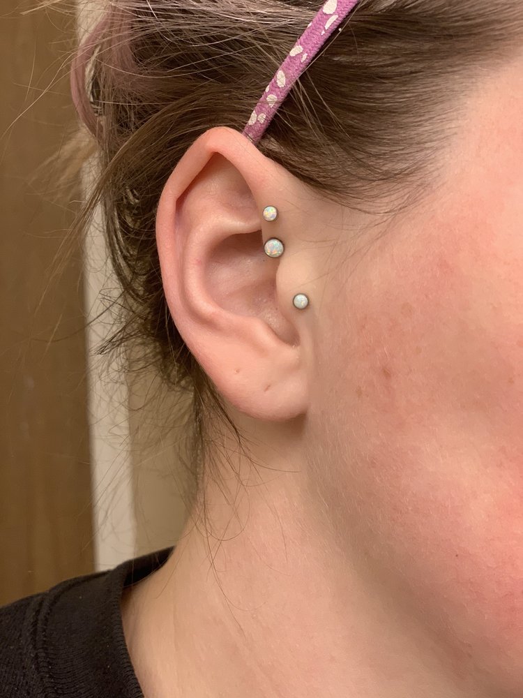 GENTLEMAN JESSE PIERCINGS Piercing 5573 Eureka Dr, Hamilton, OH