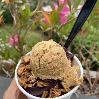 Lawai Market - Acai or Soft serve 8oz cup - Juice Bars & Smoothies Near Me - Kalaheo, Hawaii Lawai Market - Acai or Soft serve 8oz cup - Juice Bars & Smoothies Near Me - Kalaheo, Hawaii