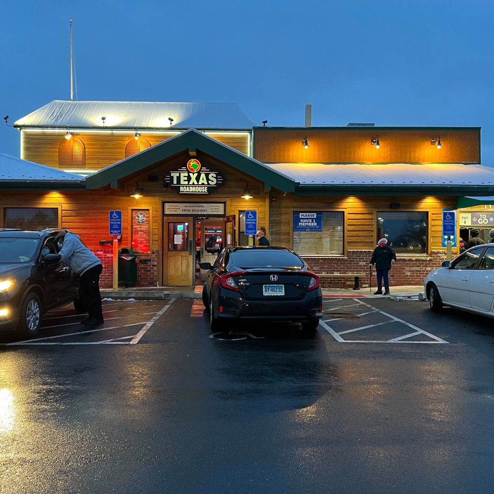 Texas Roadhouse - Busy Christmas Eve - Steakhouses Near Me - Manchester, Connecticut Texas Roadhouse - Busy Christmas Eve - Steakhouses Near Me - Manchester, Connecticut