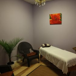 Peace Of Mind & Body Yoga & Wellness - Massage & Relaxation Room
