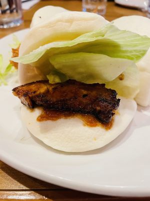 Ippudo Canary Wharf by null