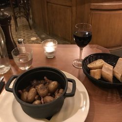 Extra Old Cafe - Boeuf bourguignon the first time