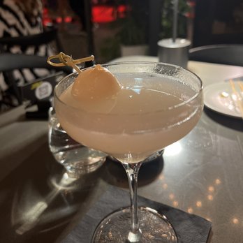 Paperfish Sushi - Lychee martini - Japanese Near Me - Miami Beach, Florida Paperfish Sushi - Lychee martini - Japanese Near Me - Miami Beach, Florida