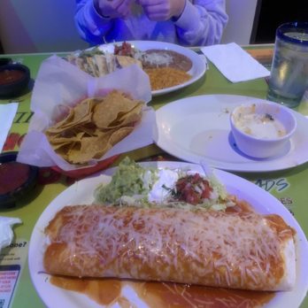 Los Dos Compadres - Chorizo Queso Dip - Mexican Near Me - DeLand, Florida Los Dos Compadres - Chorizo Queso Dip - Mexican Near Me - DeLand, Florida