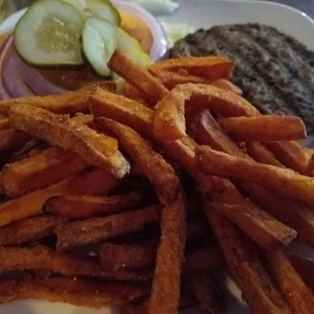 Oskar Blues Grill & Brew - Burger (no bun) and sweet potato fries - Burgers Near Me - Lyons, Colorado Oskar Blues Grill & Brew - Burger (no bun) and sweet potato fries - Burgers Near Me - Lyons, Colorado