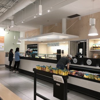 Chopt Creative Salad Co. - Counter - Salad Near Me - Wilmington, North Carolina