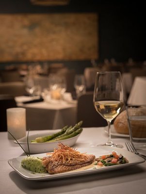 Perry's Steakhouse & Grille by null