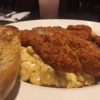 Hard Rock Cafe - Twisted Mac, Chicken & Cheese - Burgers Near Me - Honolulu, Hawaii Hard Rock Cafe - Twisted Mac, Chicken & Cheese - Burgers Near Me - Honolulu, Hawaii