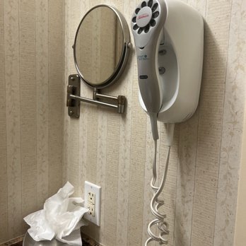 Bay Landing Hotel - Not sure if theme is antique as rusty mirror. - Hotels Near Me - Burlingame, California Bay Landing Hotel - Not sure if theme is antique as rusty mirror. - Hotels Near Me - Burlingame, California