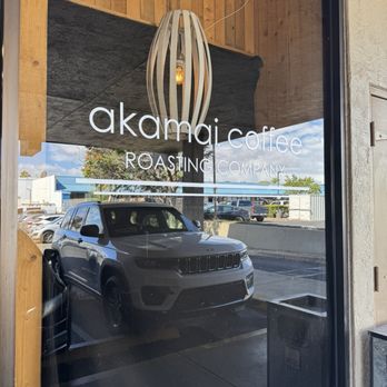 Akamai Coffee - Coffee & Tea Near Me - Kahului, Hawaii