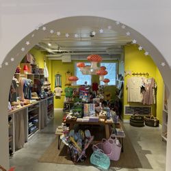 Shout and About - What a cute space