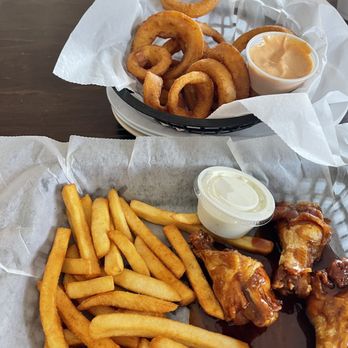 Snazzy's Hot Wings - Sports Bars Near Me - Richmond Hill, Georgia Snazzy's Hot Wings - Sports Bars Near Me - Richmond Hill, Georgia