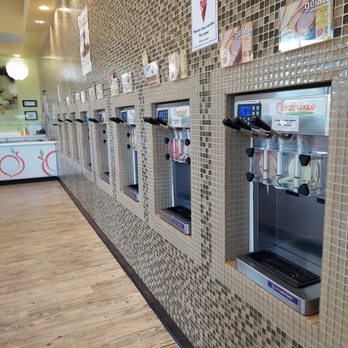 Peachwave - Lots of yogurt, sorbet, and gelato choices! - Ice Cream & Frozen Yogurt Near Me - The Villages, Florida Peachwave - Lots of yogurt, sorbet, and gelato choices! - Ice Cream & Frozen Yogurt Near Me - The Villages, Florida