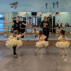 Tippy Toes School of Dance