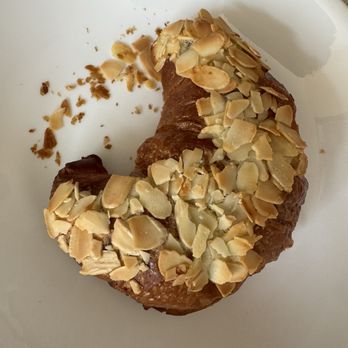 Farmer's Milk - Almond Croissant - Bakeries Near Me - Chicago, Illinois