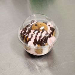 Solano's Deli & Sweets
