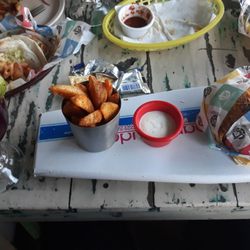 Barracruda's - Cheese Burger