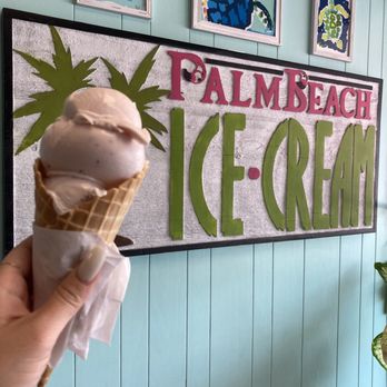 Palm Beach Ice Cream - Strawberry waffle cone - Ice Cream & Frozen Yogurt Near Me - Tequesta, Florida
