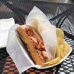 Lobster roll