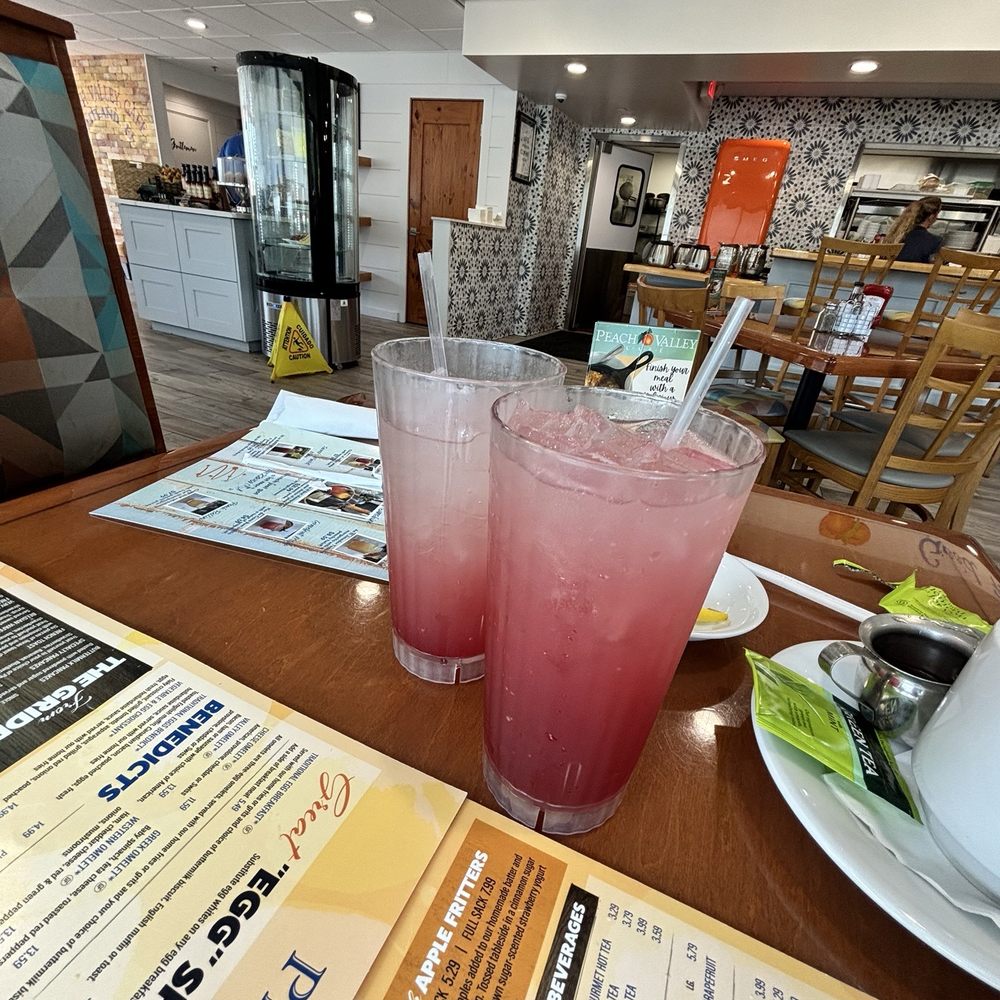 Peach Valley Cafe - Blueberry lemonade - Breakfast & Brunch Near Me - Maitland, Florida Peach Valley Cafe - Blueberry lemonade - Breakfast & Brunch Near Me - Maitland, Florida