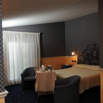 La Lanterna - Hotels Near Me - Villaricca, NA La Lanterna - Hotels Near Me - Villaricca, NA