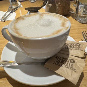 Candlewyck Diner - Pistachio & White Chocolate Latte - Diners Near Me - East Rutherford, New Jersey