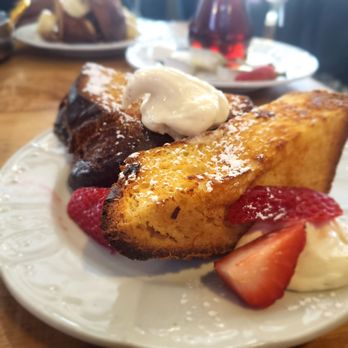 Darlene’s  - Strawberry cheesecake French toast - Breakfast & Brunch Near Me - Orland Park, Illinois