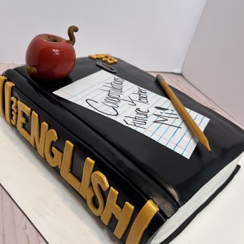 The Purple Sprinkle - English Book Graduation Cake - Desserts Near Me The Purple Sprinkle - English Book Graduation Cake - Desserts Near Me