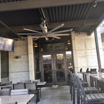 Yard House - Covered Patio - New American Near Me - Orlando, Florida