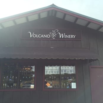 Volcano Winery - Wineries Near Me - Volcano, Hawaii