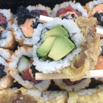 Blue Sushi Sake Grill - Crunchy cabbage roll - Sushi Bars Near Me - Chicago, Illinois