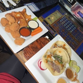 Flowing Tide Pub 6 - Pubs Near Me - Las Vegas, Nevada
