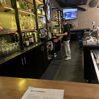 Natty Greene's Brewpub - Bar area - Breweries Near Me - Greensboro, North Carolina