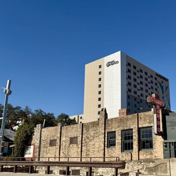 Stubb's Bar-B-Q - Barbeque Near Me - Austin, Texas