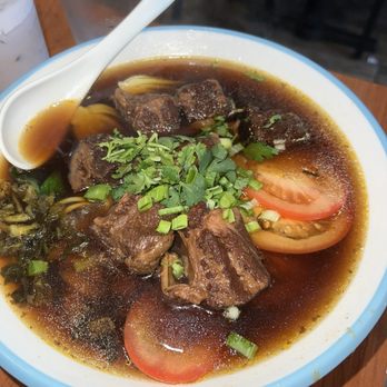 Tasty Pot - Taiwan Beef Brisket Tomato Noodle Soup - Hot Pot Near Me - Vancouver, Washington Tasty Pot - Taiwan Beef Brisket Tomato Noodle Soup - Hot Pot Near Me - Vancouver, Washington