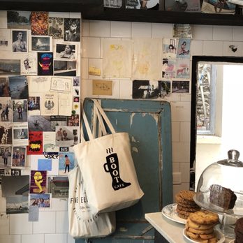 Boot Café - Coffee & Tea Near Me - Paris, 75 Boot Café - Coffee & Tea Near Me - Paris, 75