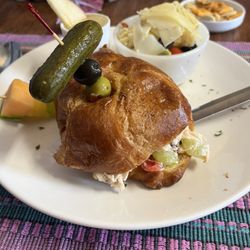 319 Gallery & Bistro - Nutty Chicken Sandwich