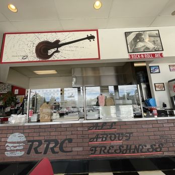 Rock n Roll Burger - Inside - American Near Me - Simi Valley, California Rock n Roll Burger - Inside - American Near Me - Simi Valley, California