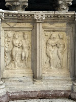 Palazzo dei Priori by null