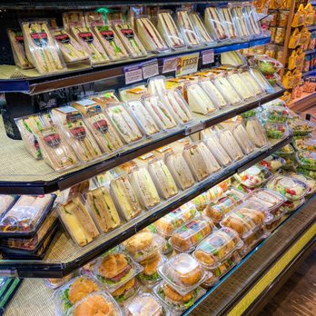 Honolua Store - Cold sandwiches - Coffee & Tea Near Me - Lahaina, Hawaii