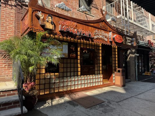 Mommy Pai’s by null