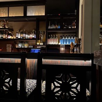 A Tí - Bar area - Mexican Near Me - Los Angeles, California