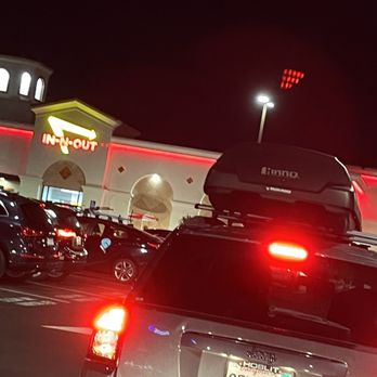 In-N-Out Burger - Burgers Near Me - Alameda, California