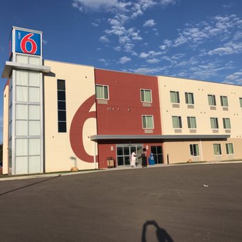 Motel 6 - Hotels Near Me - Poplar Bluff, Missouri Motel 6 - Hotels Near Me - Poplar Bluff, Missouri