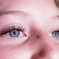 Lashes By Tan - Natural look.