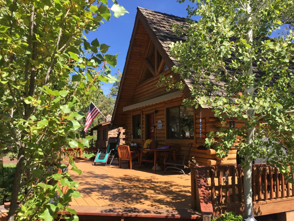 MUNDS PARK RETREAT VACATION RENTAL Vacation Rentals 17415 Crystal