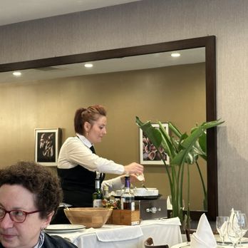 Allora Ristorante - Insalata alla Cesare - Italian Near Me - New York, New York